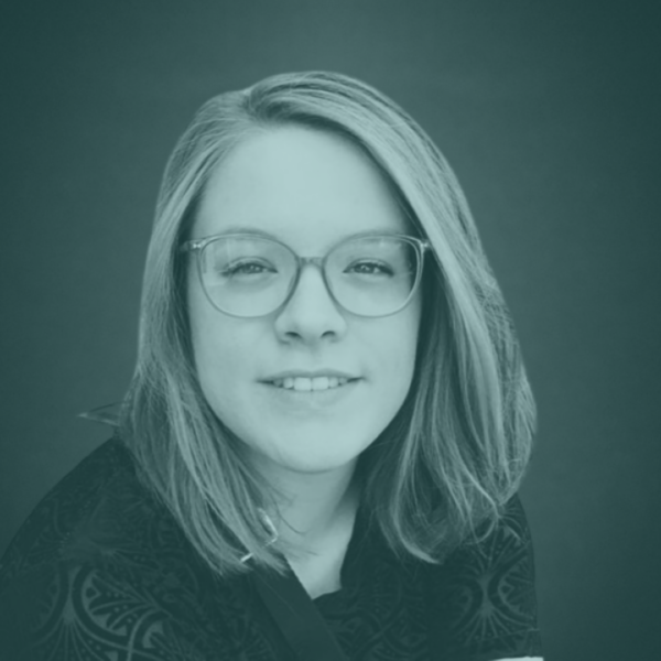 Portraitbild Pia Ströhle