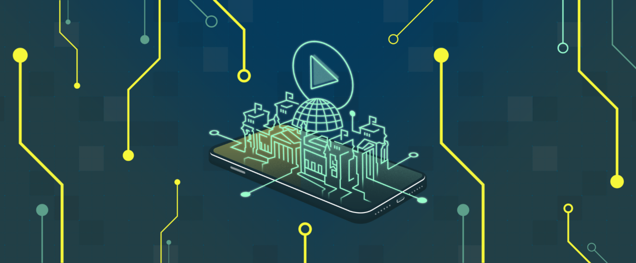 Digitale Medienpräsenz und moderne Online-Berichterstattung: Eine abstrakte, leuchtende Illustration auf einem dunkelblauen Tech-Hintergrund zeigt ein Smartphone, aus dem eine digitale Stadt mit einem prominenten Play-Button-Symbol emporsteigt, umrahmt von gelben Leiterbahnen.